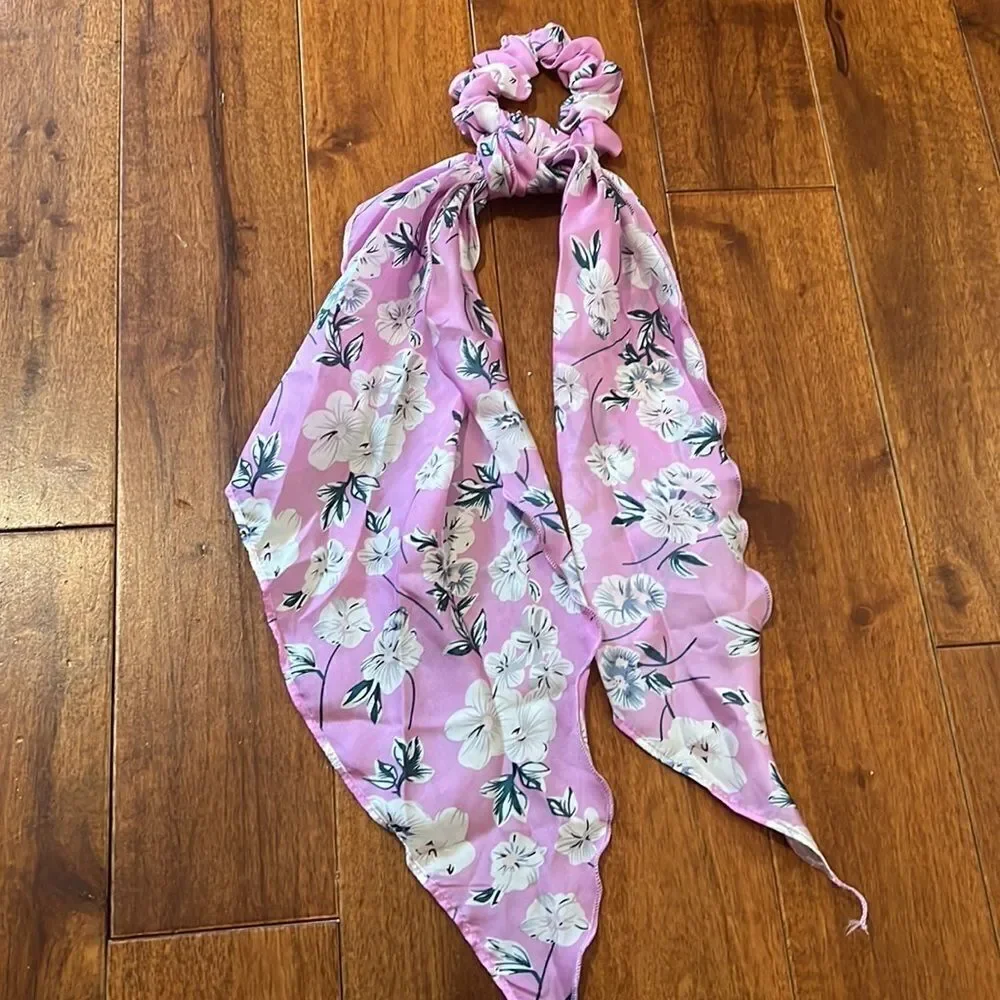 NEW Hair Scrunchies Purple Floral with Long tails